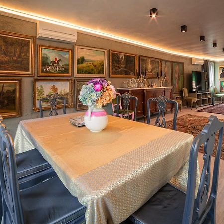 The Gallery Guest House - Garden And Garage Veliko Tarnovo Buitenkant foto