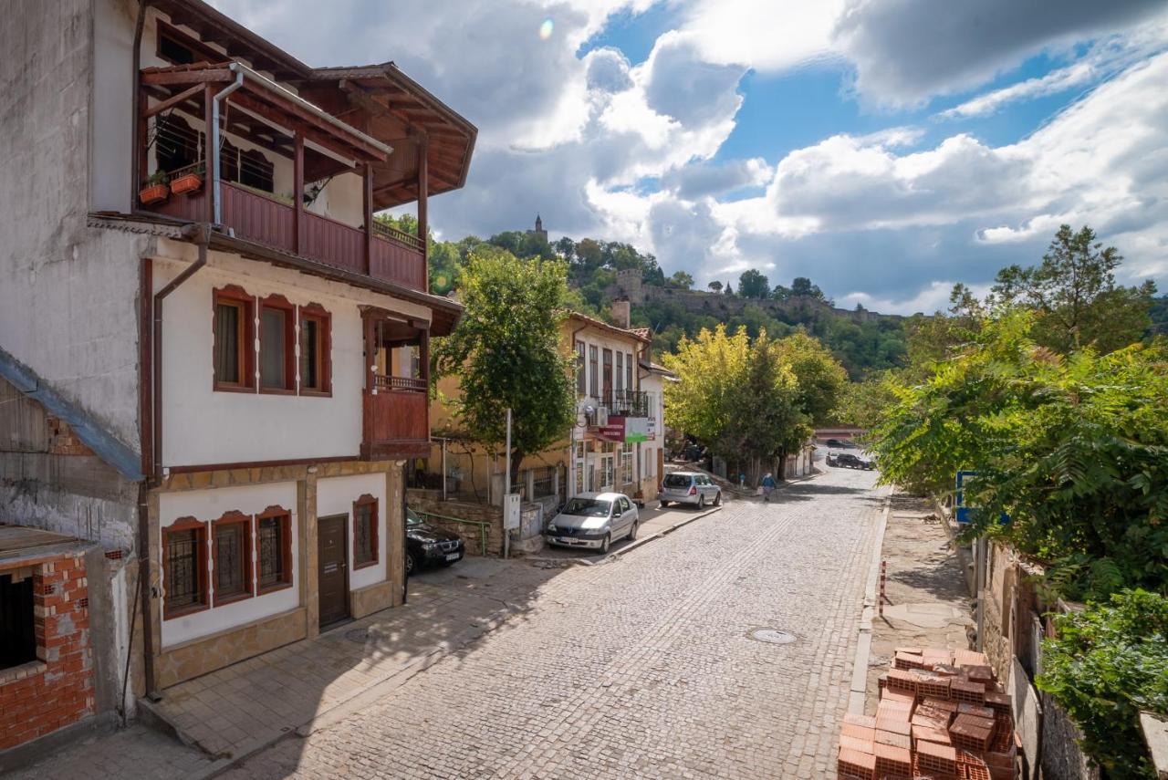 The Gallery Guest House - Garden And Garage Veliko Tarnovo Buitenkant foto
